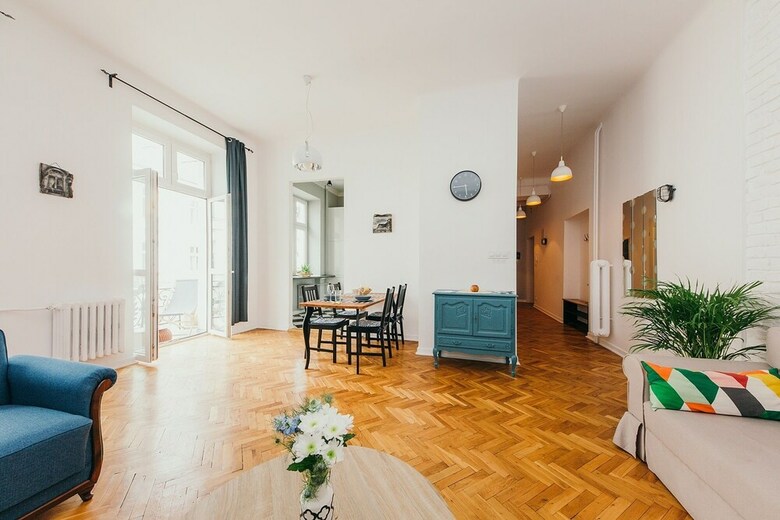 Oomph Warsaw Central Elegant Apartment