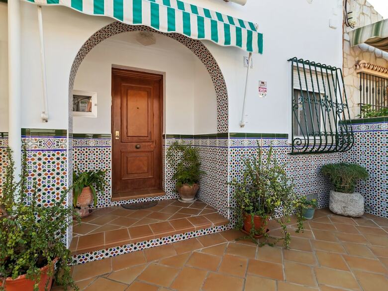Cozy Holiday Home In M�laga Near Beach