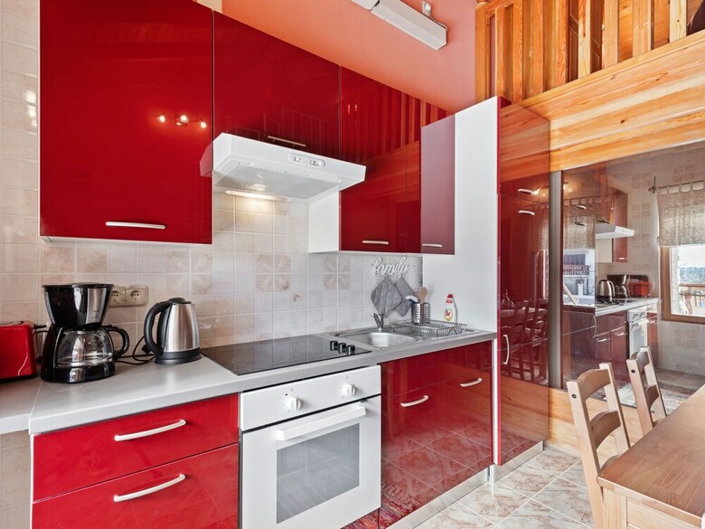 Cabana Lavish Apartment In Polaca With Swimming Pool
