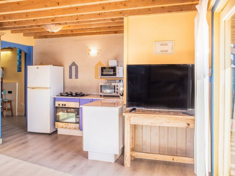 Beautiful Bungalow In Oliva With Swimming Pool