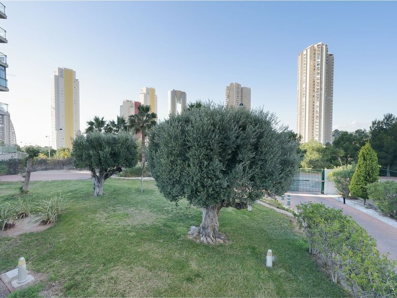 Apartamento Elegant Holiday Home In Benidorm With Swimming Pool