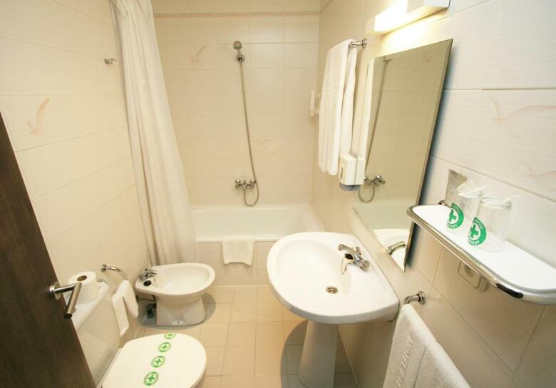 Hotel Pyr�n�es