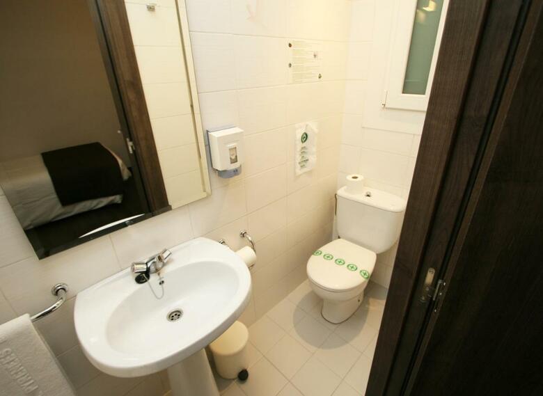 Hotel Pyr�n�es