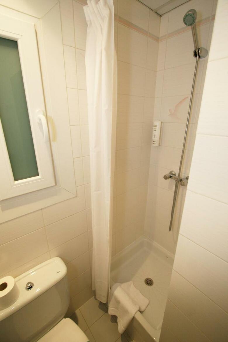 Hotel Pyr�n�es