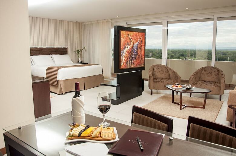 Camino Real Hotel
