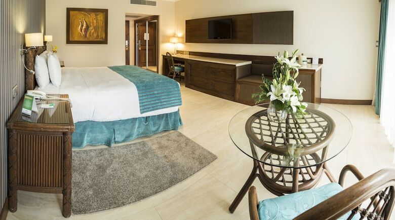 Camino Real Hotel