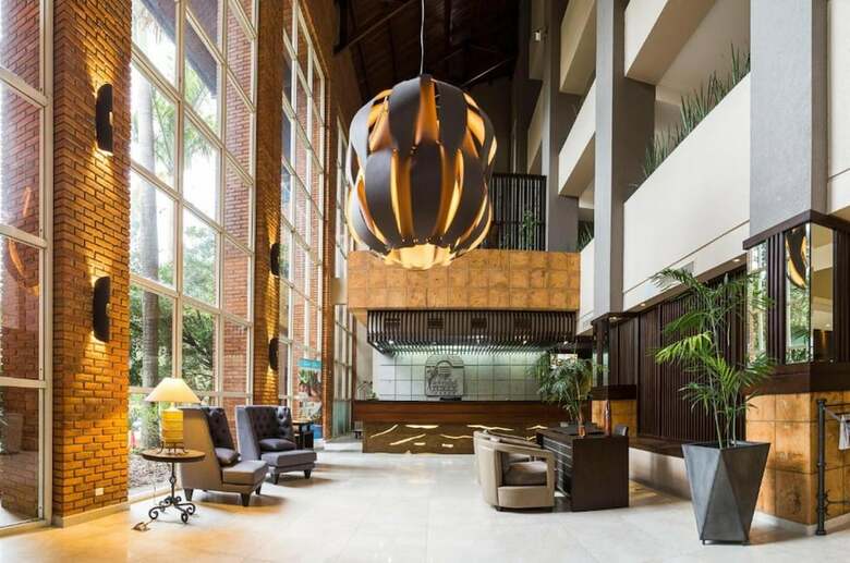 Camino Real Hotel