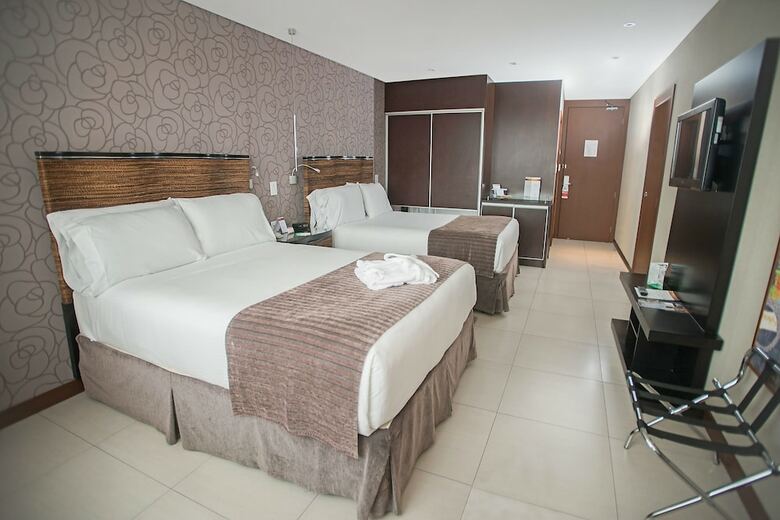 Camino Real Hotel