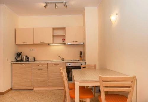 Aparthotel Pmg Royal Sun Apartments
