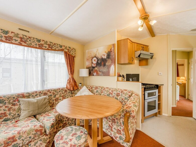 Alluring Home In Hastings Near Sea