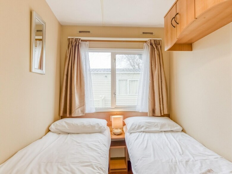 Alluring Home In Hastings Near Sea