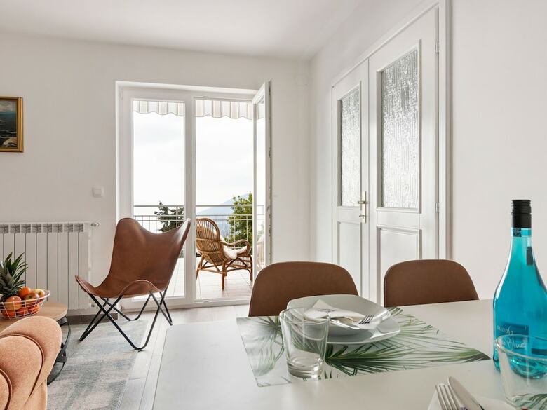 Lovely Apartment In Veprinac With Private Terrace