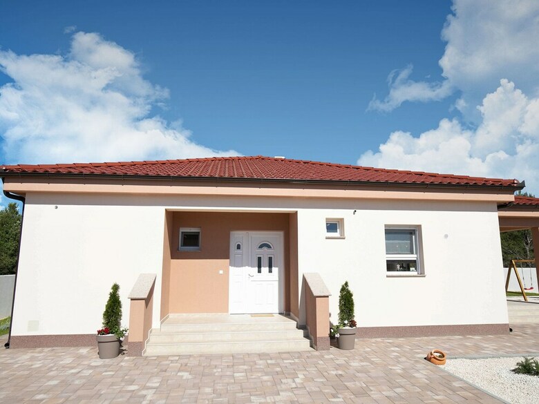 Modern Holiday Home In Zaton With Private Swimming Pool