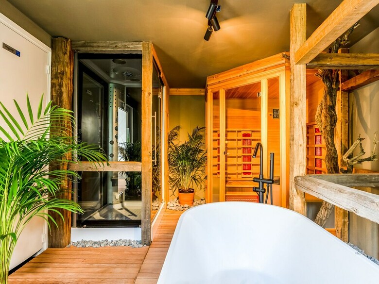 Lavish Holiday Home In Spaubeek With Turkish Cabin