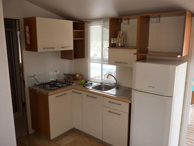 Enticing Mobile Home In Pako?tane With Swimming Pool