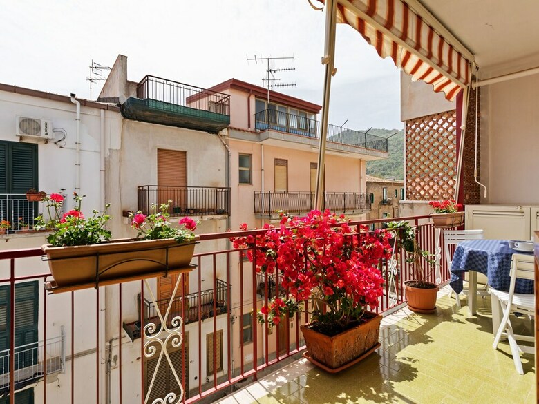 Pretty Holiday Home In Gioiosa Marea With Private Terrace