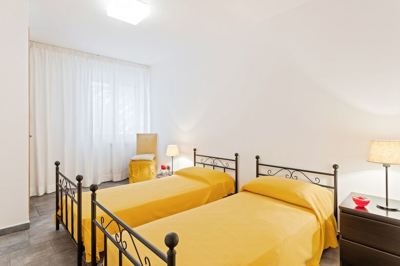 Penelope Seaview Apartment