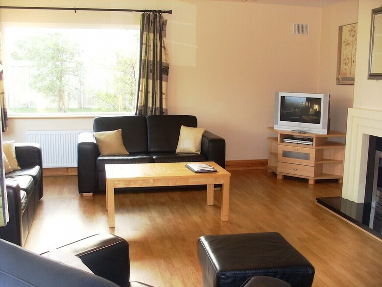 Apartamento Knightshaven Holiday Homes 4 Bed