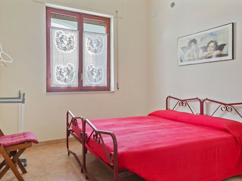 Warm Holiday Home In Falerna Marina With Terrace