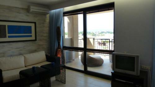 Apartamentos Oasis Beach Studios
