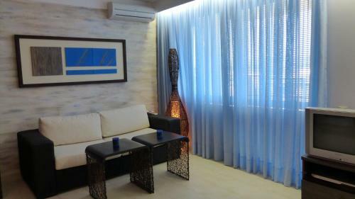 Apartamentos Oasis Beach Studios