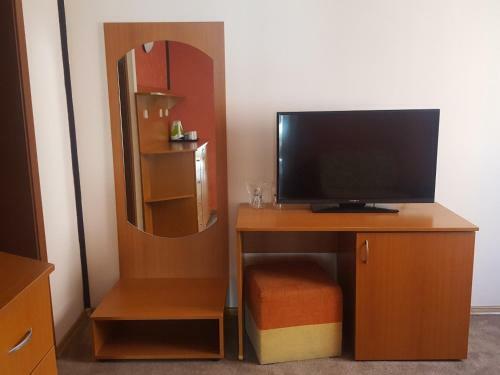 Friends Family Hotel
