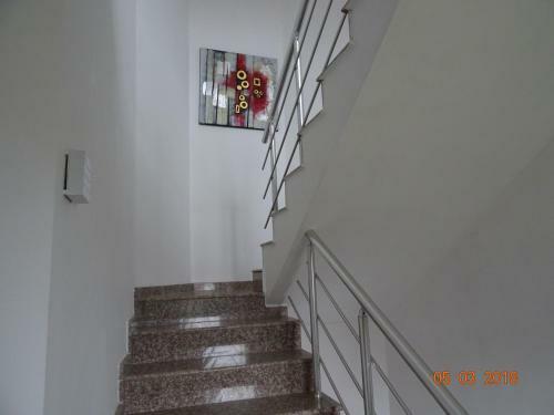 Hostal Guest House Rezvaya