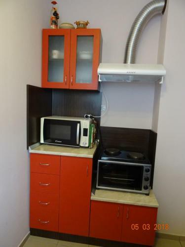 Hostal Guest House Rezvaya