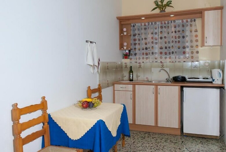Hotel Nikos Studios