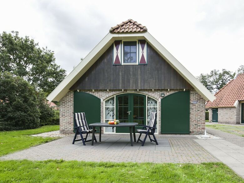 Comfy Holiday Home With A Dishwasher, Near Meppel