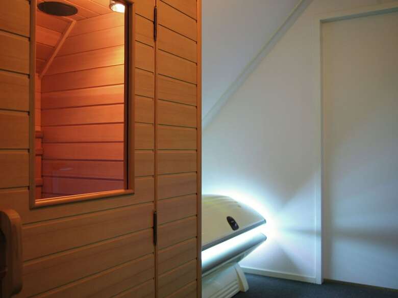 Luxury 2 Bathroom Villa With Solarium, 8 Km. From Hoogeveen