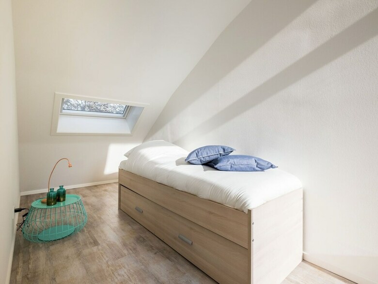 Luxurious Holiday Home With Dishwasher, 200 M From The Beach