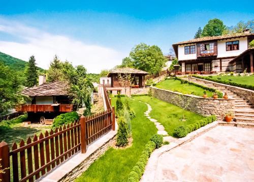 Sharlopova Guest House