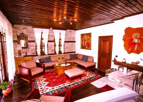 Sharlopova Guest House