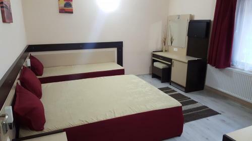 Hostal Ego Guest House