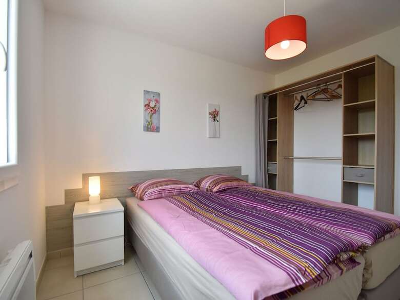 Villa With Guest House, 2 Swimming Pools, And Wide View