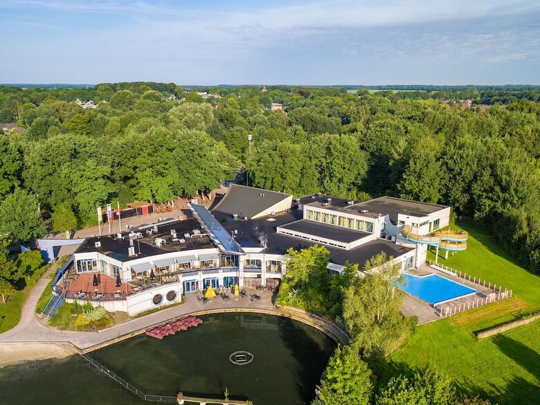 Spacious Bungalow With Dishwasher, Near The Hunebedcentrum
