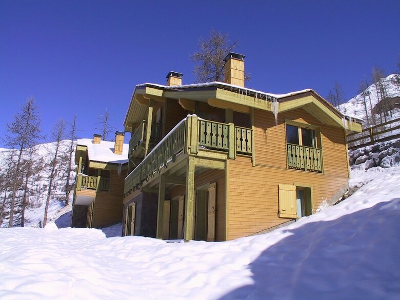 Traditional Apartment With Fireplace 200 M. From The Center