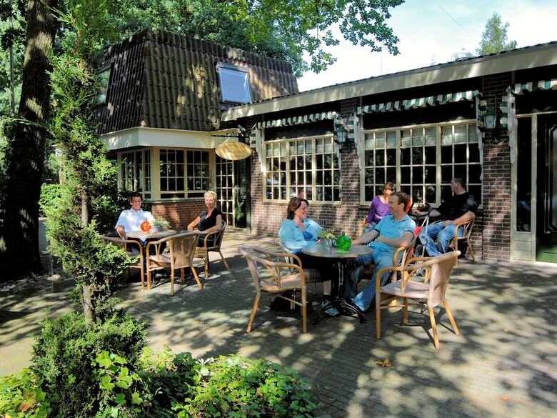 Comfortable Chalet With Wifi, Located In Green Twente