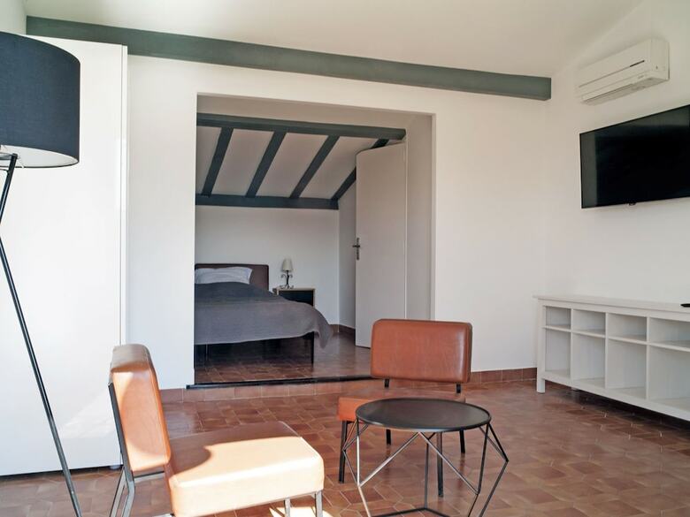 Uxurious Villa In Fr�jus With Heated Pool & Panoramic View