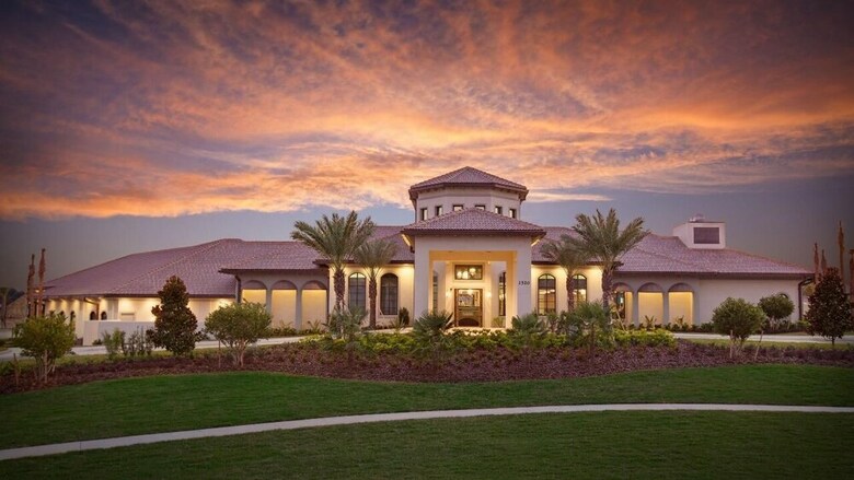 1301 Divot Way