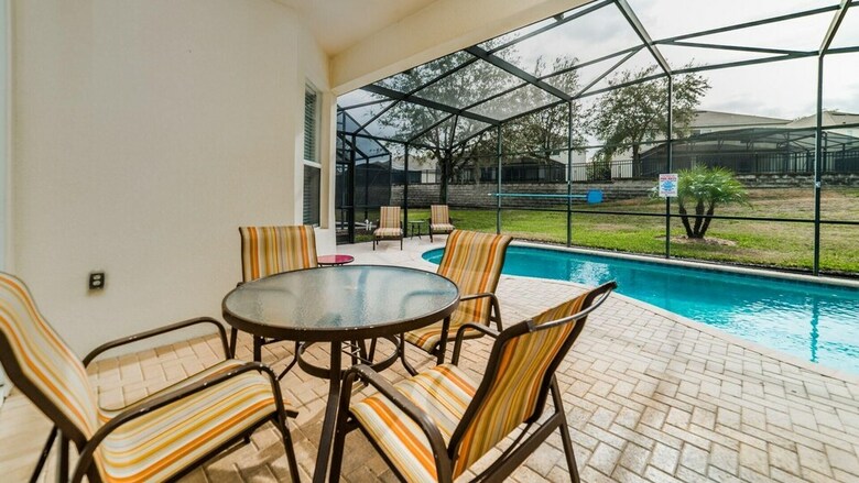 Villa 2624 Daulby Street