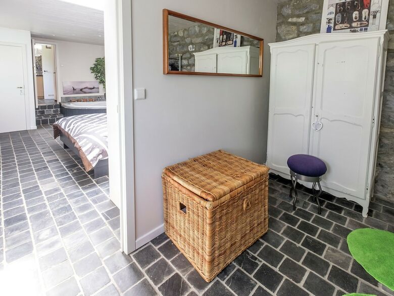 Stylish Mansion In Hasti�re With Swimming Pool