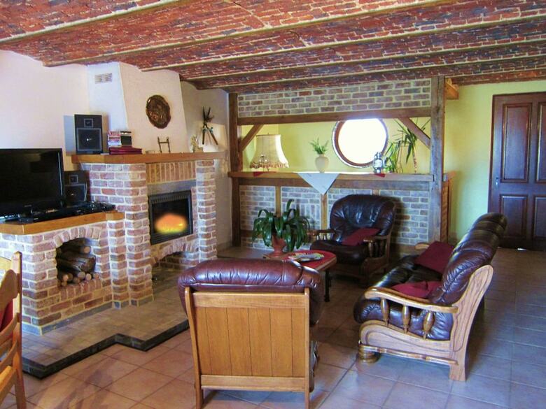 Modern Holiday Home In Cul-des-sarts Near Forest