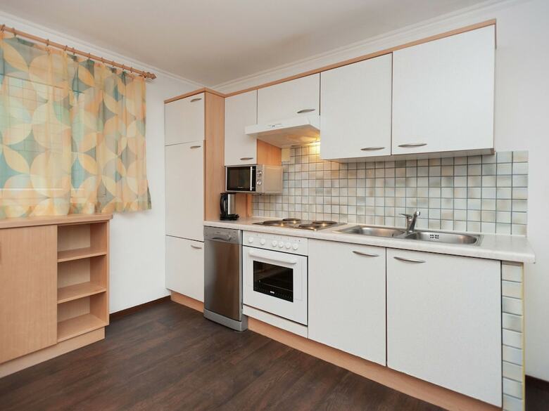 Spacious Holiday Home In Goldegg Near Ski Lift