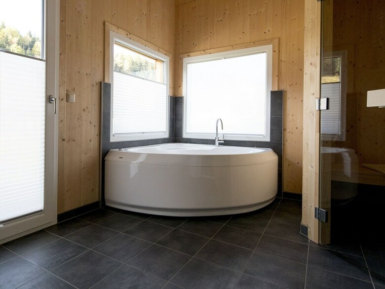 Modern Chalet In Sankt Georgen Ob Murau With Jacuzzi