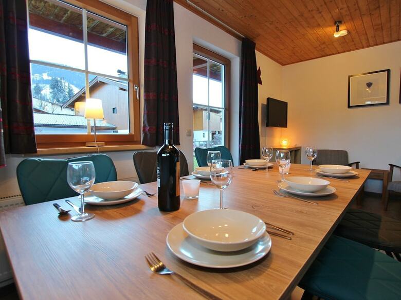 Spacious Apartment Near Ski Area In Maria Alm