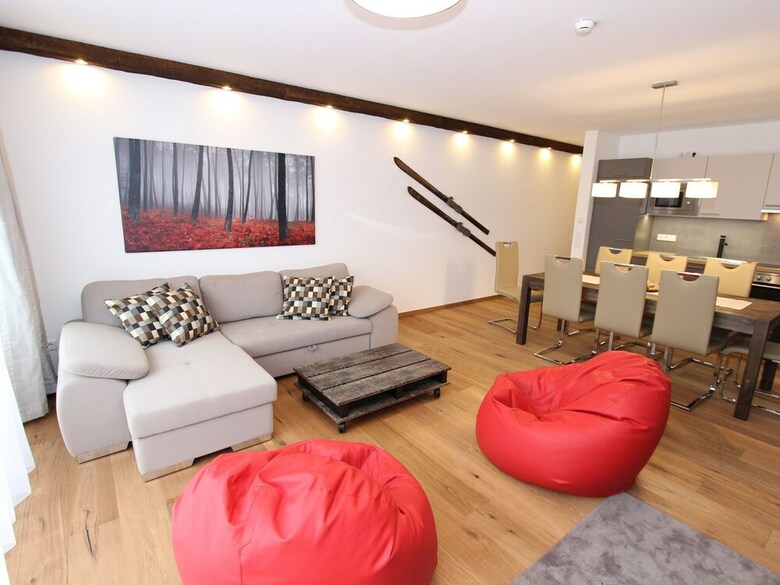 Cozy Apartment In Neukirchen Am Gro�venediger With Sauna