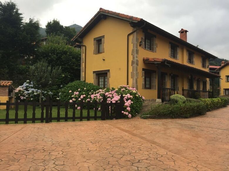 Agroturismo Casas Rurales Valle Del Nansa