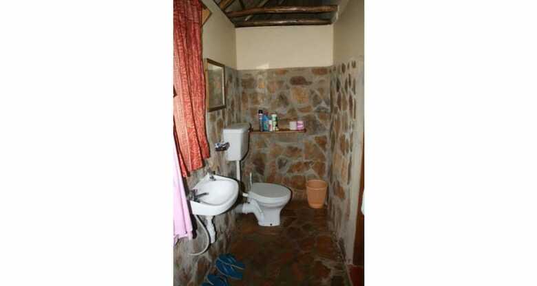 Posada Chimpanzee Forest Guest House